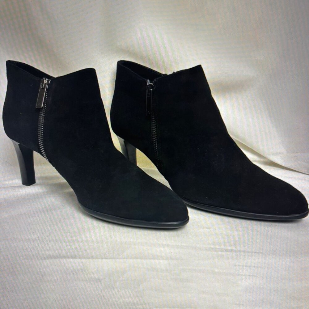Suede Black Boots